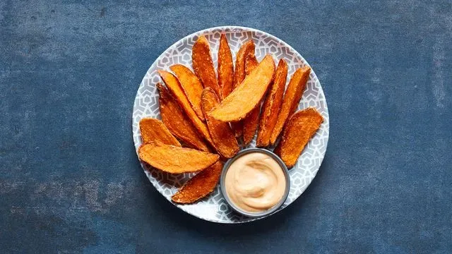 sweet potato wedges with garlic